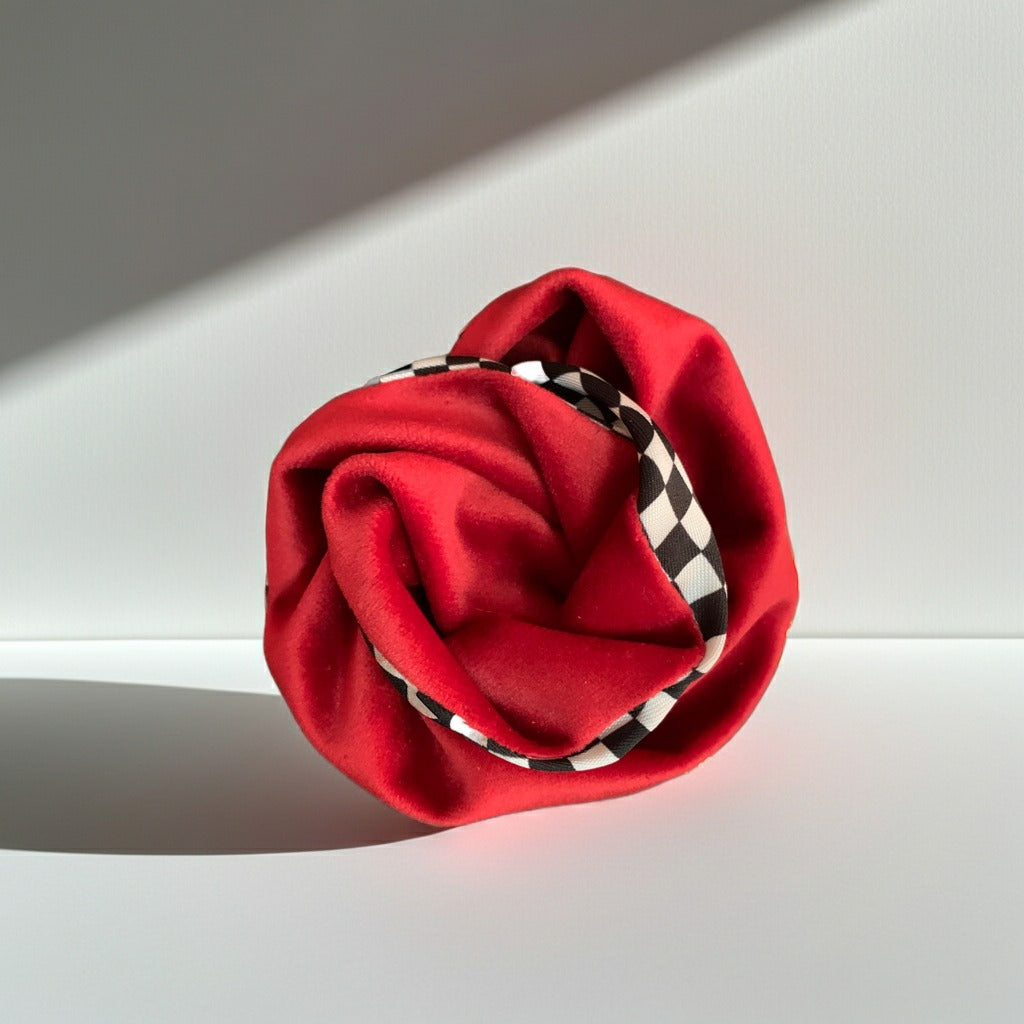 Spilla di Natale con scacchiera