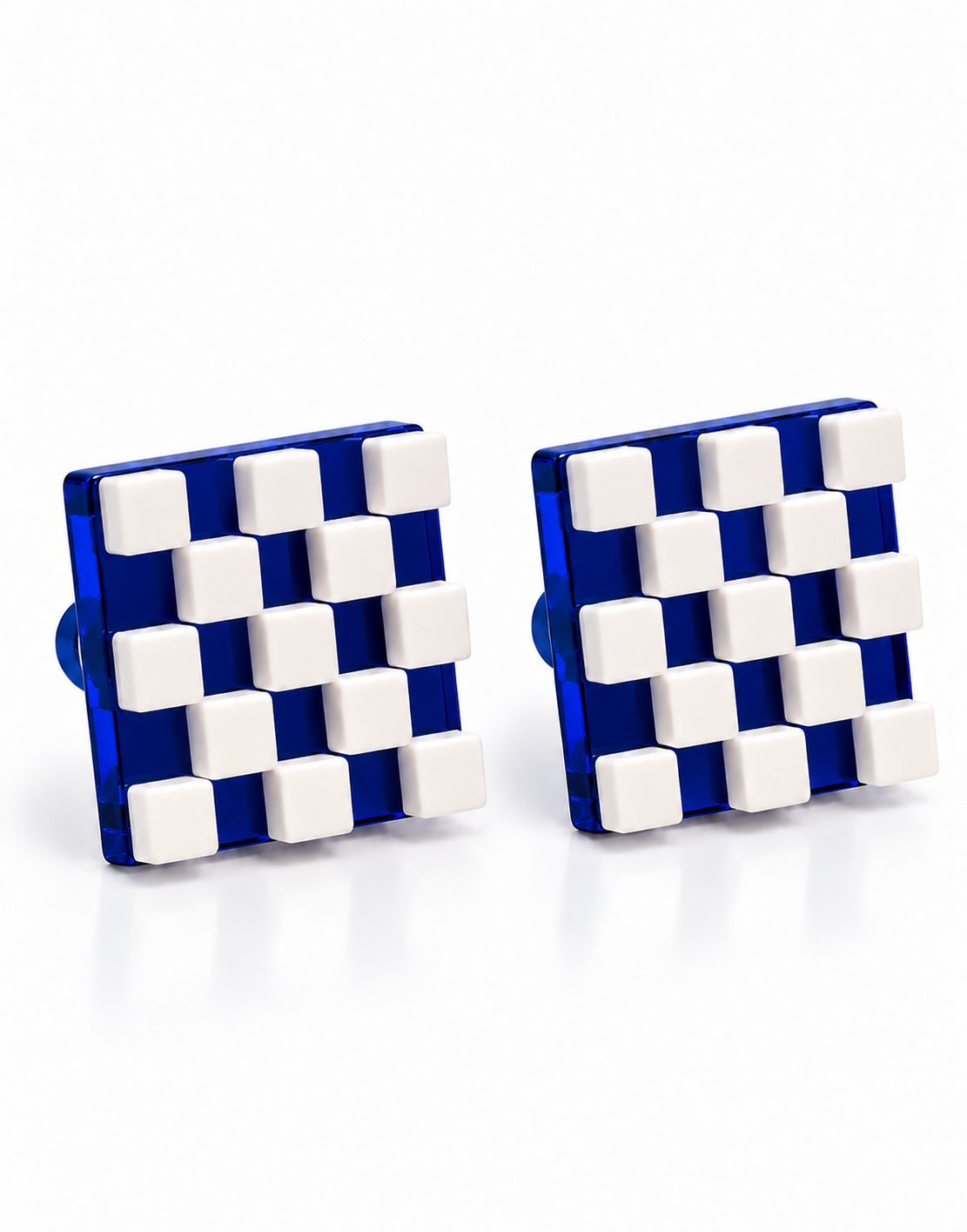 Orecchini d'arte Scacchiera Blu-Bianco | J’ESSENTIA
