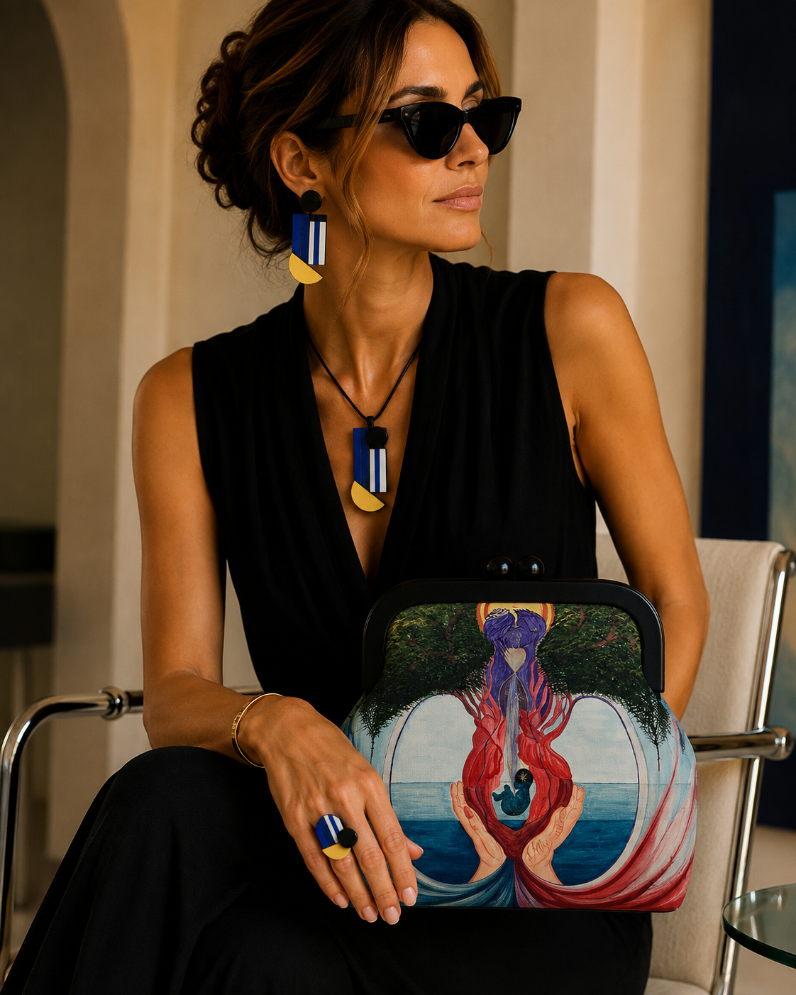 Art Clutch “Il Viaggio verso l’Agape” | J’ESSENTIA