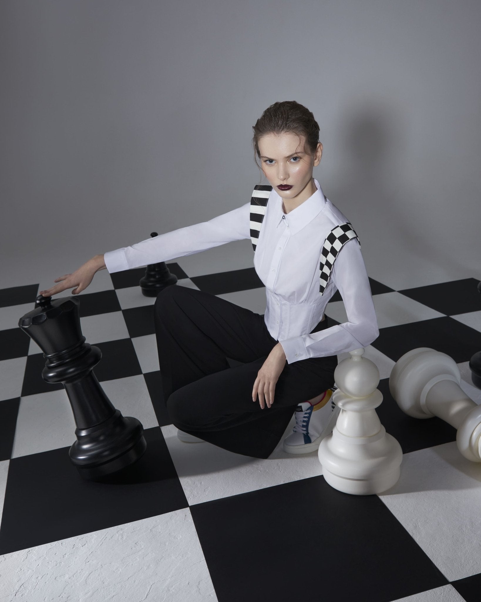 Camicia Bauhaus con ali Black and White - J'ESSENTIA - #francesca_jennifer_puzzo#