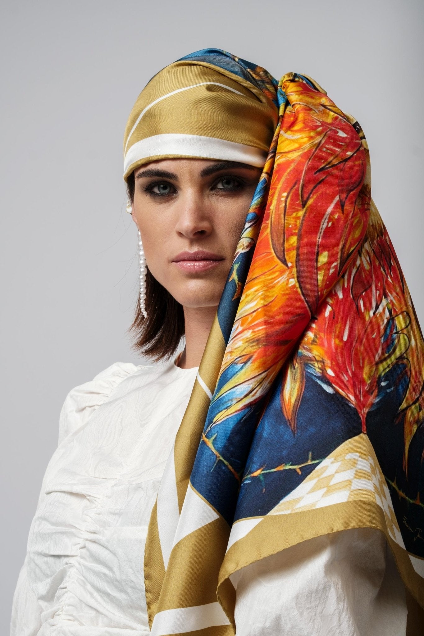 Foulard in seta Il LEONE oro - J'ESSENTIA - #francesca_jennifer_puzzo#