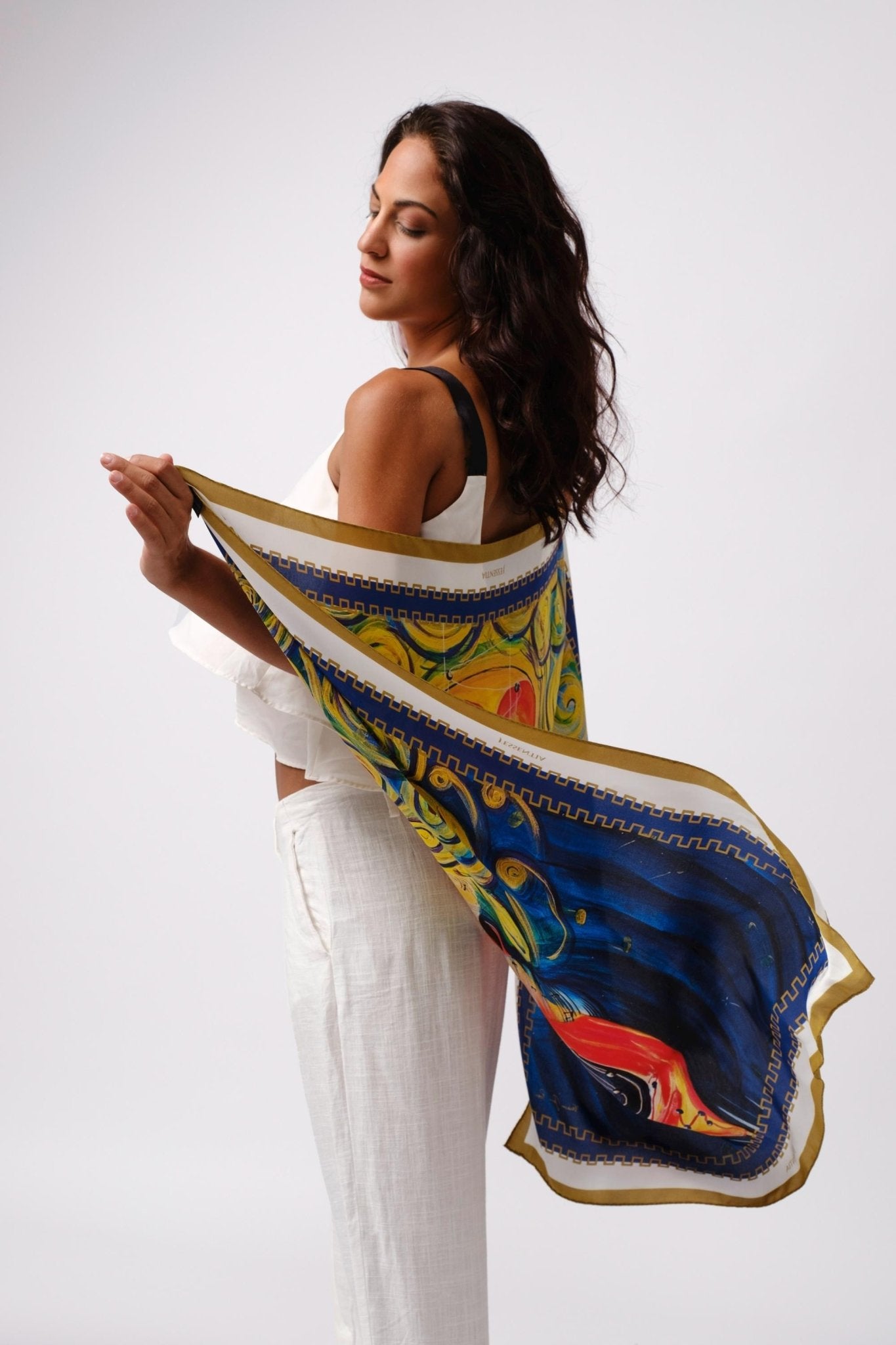 Foulard in seta LA DANZA DEL GREMBO CREATIVO - J'ESSENTIA - #francesca_jennifer_puzzo#