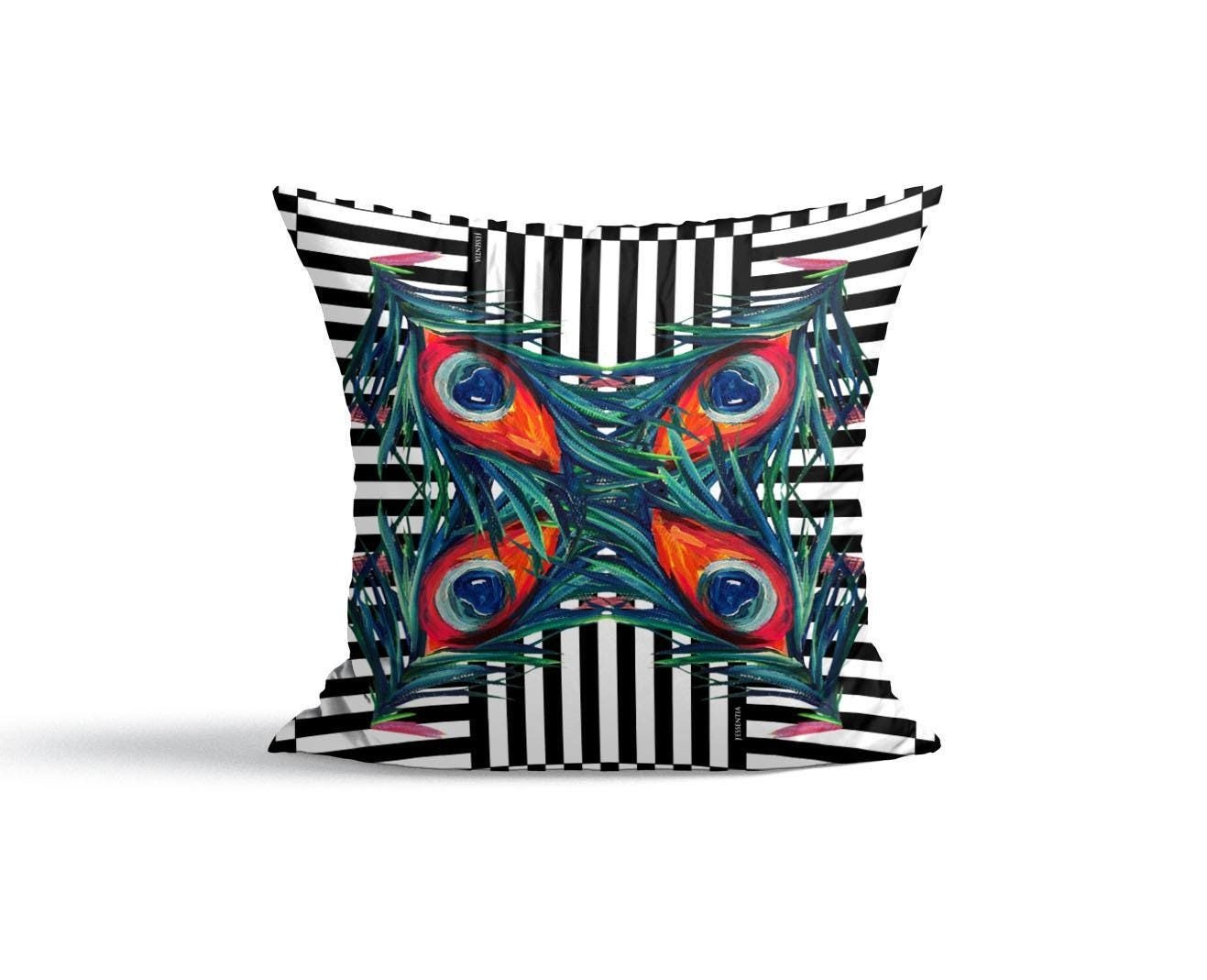 Piume di Pavone - Cuscino per divano, letto o poltrona in tessuto effetto velluto, 40x40cm | J'ESSENTIA | Design dell'artista Jennifer Puzzo - J'ESSENTIA - #francesca_jennifer_puzzo#